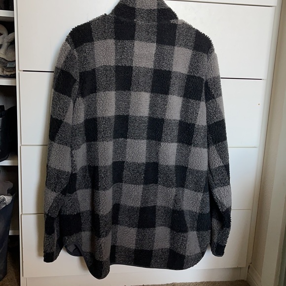 A&F Sherpa fleece zip up jacket - Picture 2 of 6